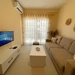 Apartmán Aj Apartments: Hidden Gem In The Heart Of Beach *